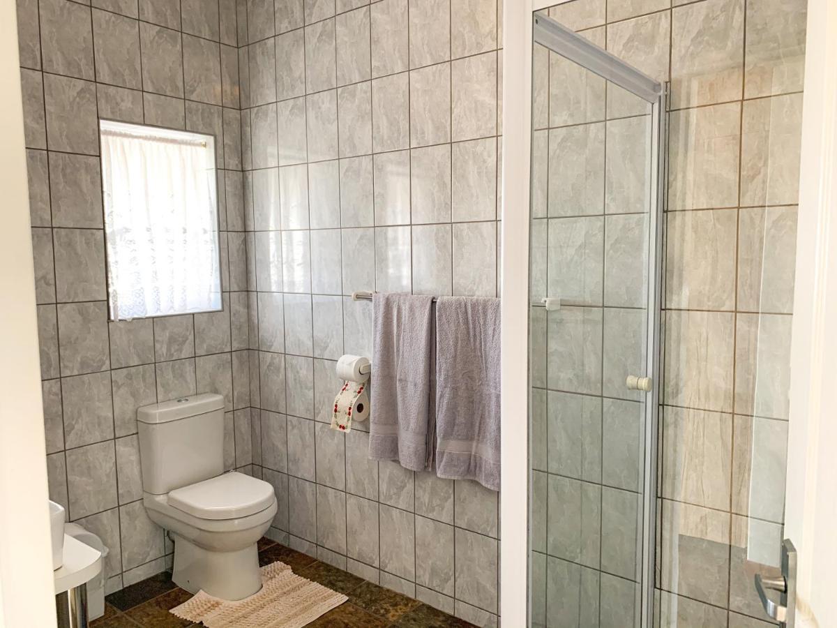 Marina Martinique B&B Jeffreys Bay Exteriör bild