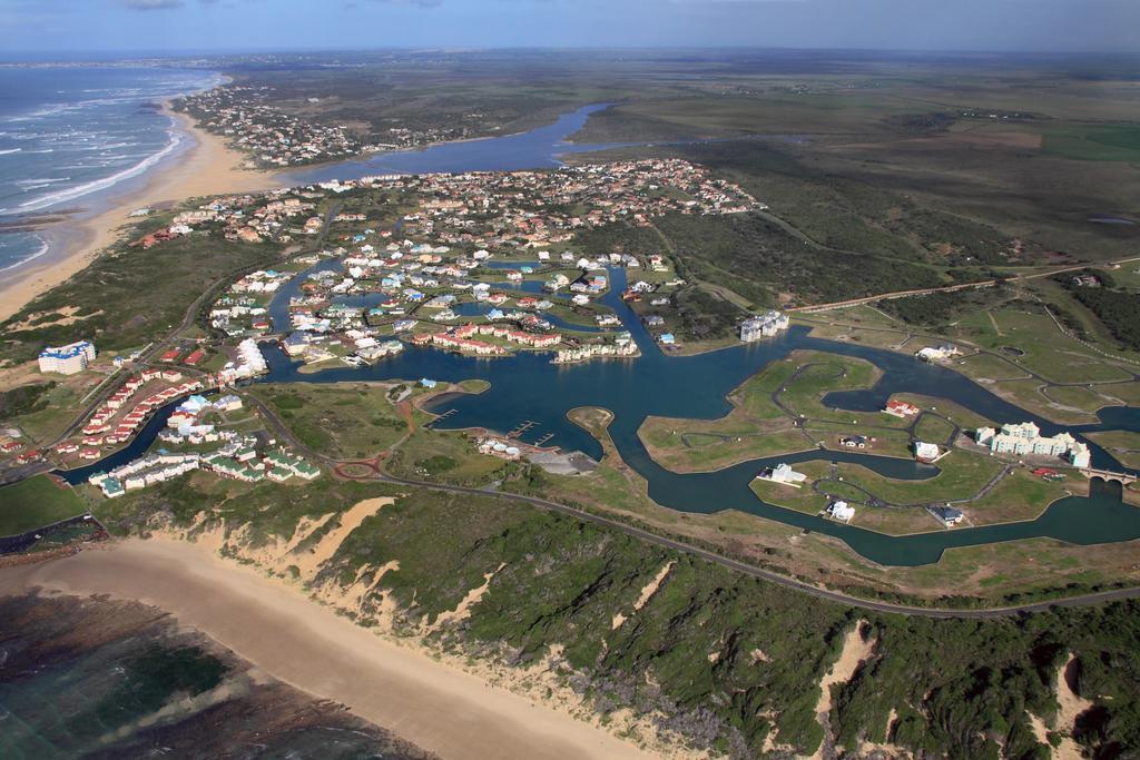 Marina Martinique B&B Jeffreys Bay Exteriör bild
